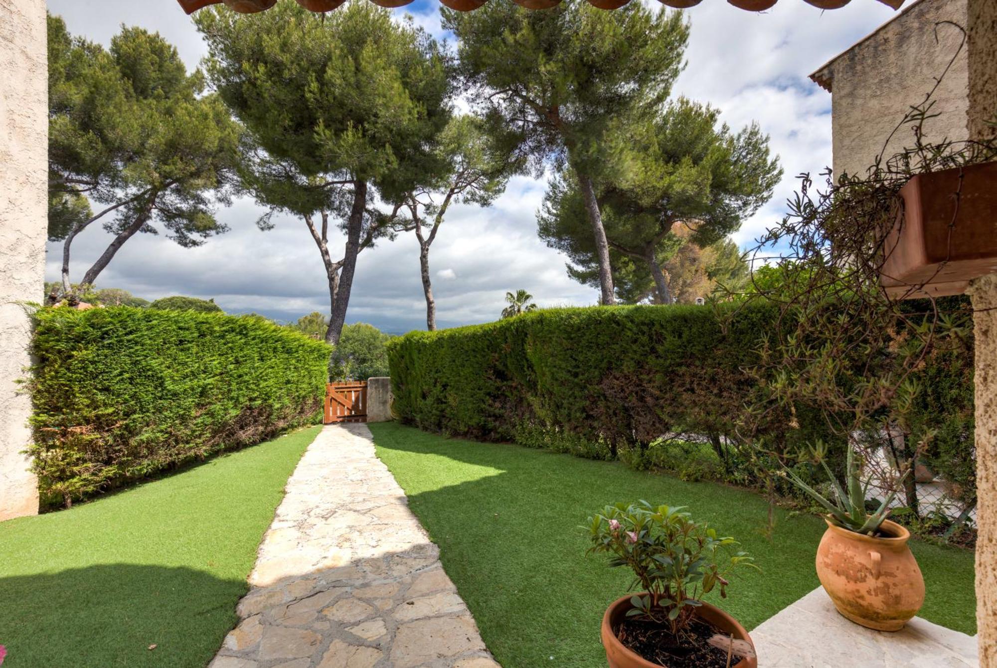 Villa In Domain With Tennis And Pools